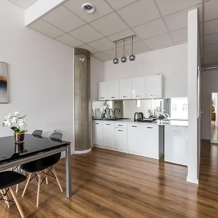 Apartment Manu Aparts By Mye Lodz